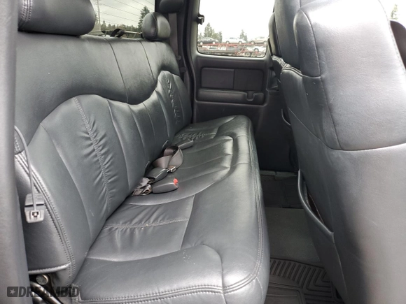 2001 GMC Sierra 1500 SLE with VIN 2GTEK19T511212255, listed as a Copart auction lot 48019465 with 247,379 mi miles and Salvage Title. Bid and sale history available at carsss.com. Image 10.