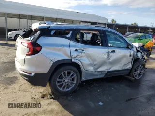 2022 GMC Terrain SLT with VIN 3GKALVEV5NL154117, listed as a Copart auction lot 45581315 with 63,445 mi miles and Salvage Title. Bid and sale history available at DreamBid. Image 3.