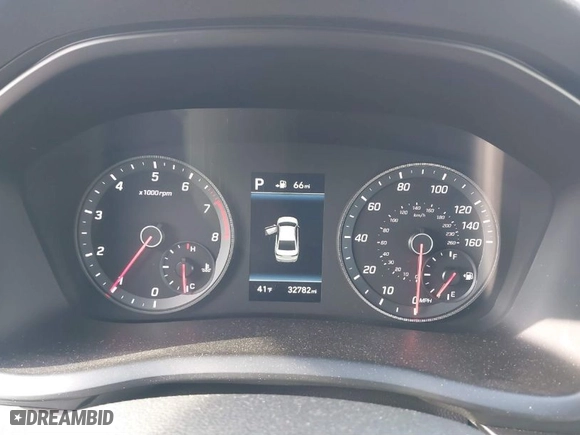 2019 Hyundai Sonata Sport with VIN 5NPE34AF3KH820828, listed as a IAAI auction lot 41015372 with 32,782 mi miles. Bid and sale history available at carsss.com. Image 7.
