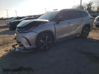 2022 Toyota Highlander XSE with VIN 5TDLZRAH9NS134702, listed as a Copart auction lot 86979134 with 28,151 mi miles and Salvage Title. Bid and sale history available at carsss.com. Image 1.