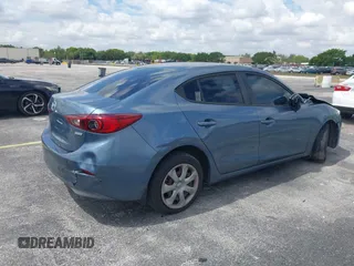 2015 Mazda 3 i Sport z VIN 3MZBM1U70FM168296, wystawiony jako IAAI lot #42175840 z przebiegiem 185 519 mil mil oraz . Historia ofert i sprzedaży dostępna na DreamBid. Obrazek 4.