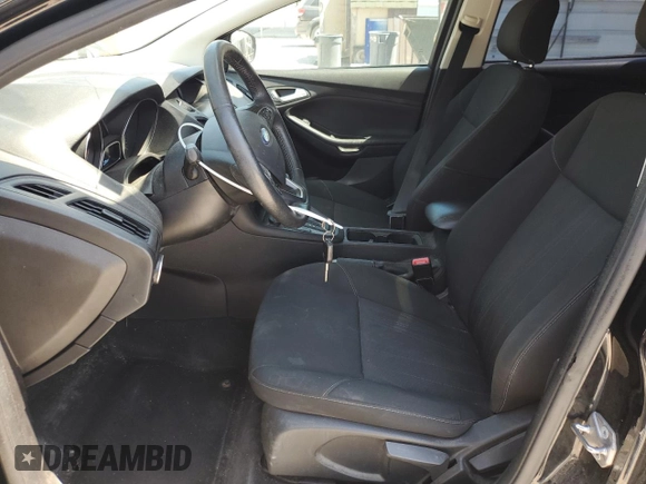 2018 Ford Focus SE z VIN 1FADP3FE5JL236330, wystawiony jako Copart lot #53145065 z przebiegiem 104 228 mil mil oraz Szkoda całkowita • Salvage title. Historia ofert i sprzedaży dostępna na DreamBid. Obrazek 7.