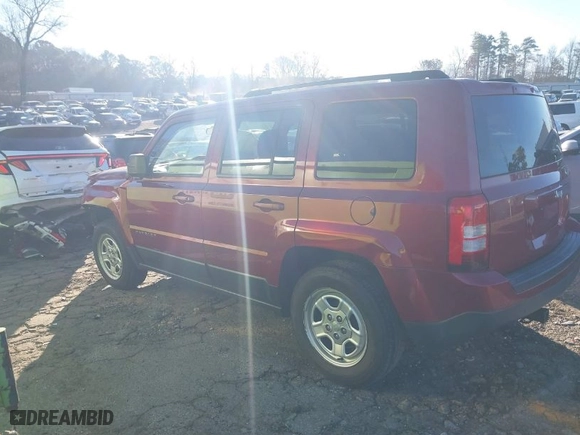 2014 Jeep Patriot Sport with VIN 1C4NJPBB4ED757932, listed as a IAAI auction lot 41177070 with 154,192 mi miles. Bid and sale history available at carsss.com. Image 14.