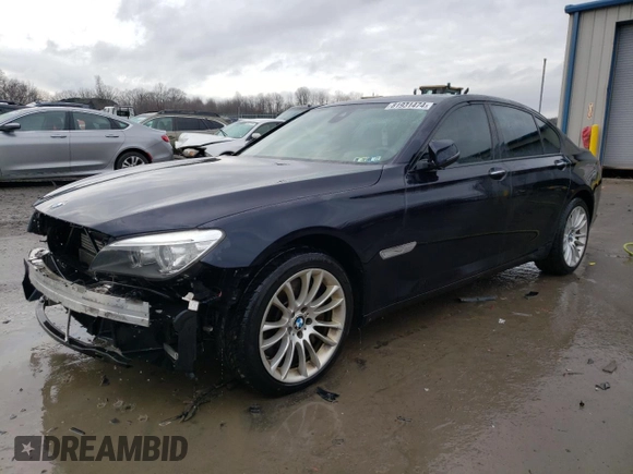 2014 BMW 7 Series 750i xDrive with VIN WBAYB6C57ED224998, listed as a Copart auction lot 81931474 with 0 mi miles and Salvage Title. Bid and sale history available at carsss.com. Image 1.