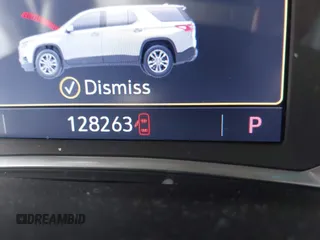 2020 Chevrolet Traverse LT Cloth z VIN 1GNERGKWXLJ119704, wystawiony jako IAAI lot #42195167 z przebiegiem 128 263 mil mil oraz . Historia ofert i sprzedaży dostępna na DreamBid. Obrazek 16.