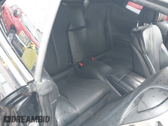 2014 BMW 6 Series 640i z VIN WBALW7C5XED595934, wystawiony jako IAAI lot #42092380 z przebiegiem Nie podano mil oraz . Historia ofert i sprzedaży dostępna na DreamBid. Obrazek 8.