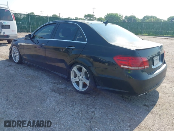 2011 Mercedes-Benz E 350 Luxury with VIN WDDHF5GB2BA466988, listed as a IAAI auction lot 42469191 with 81,253 mi miles and . Bid and sale history available at DreamBid. Image 3.