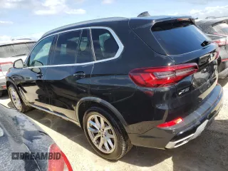2021 BMW X5 xDrive40i with VIN 5UXCR6C07M9H20061, listed as a Copart auction lot 60442474 with 25,629 mi miles and Non repairable. Bid and sale history available at DreamBid. Image 2.
