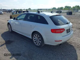 2016 Audi allroad A4 Premium Plus z VIN WA1UFAFL1GA010526, wystawiony jako IAAI lot #42482193 z przebiegiem 143 517 mil mil oraz . Historia ofert i sprzedaży dostępna na DreamBid. Obrazek 3.