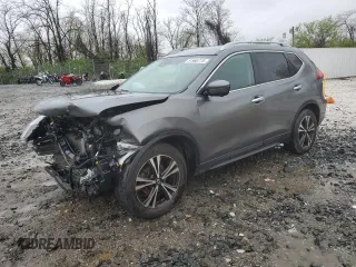 2020 Nissan Rogue S z VIN 5N1AT2MT1LC774445, wystawiony jako Copart lot #51966775 z przebiegiem 125 765 mil mil oraz Szkoda całkowita • Salvage title. Historia ofert i sprzedaży dostępna na DreamBid. Obrazek 1.