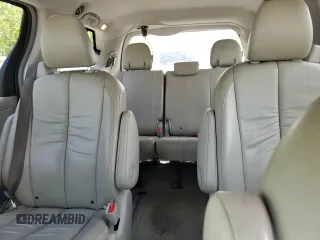2011 Toyota Sienna XLE z VIN 5TDDK3DCXBS014134, wystawiony jako Copart lot #55124725 z przebiegiem 193 629 mil mil oraz Szkoda całkowita • Salvage title. Historia ofert i sprzedaży dostępna na DreamBid. Obrazek 10.