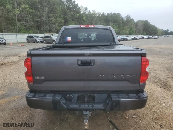 2018 Toyota Tundra 4WD SR5 with VIN 5TFAW5F13JX752977, listed as a Copart auction lot 50633495 with 0 mi miles and Salvage Title. Bid and sale history available at carsss.com. Image 6.