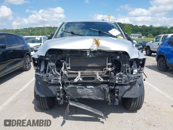 2018 Ram 2500 SLT with VIN 3C6UR5DL2JG300734, listed as a IAAI auction lot 42277603 with 74,923 mi miles and . Bid and sale history available at DreamBid. Image 12.