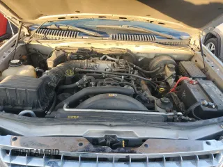 2004 Ford Explorer XLT z VIN 1FMZU73WX4ZA98942, wystawiony jako Copart lot #85046544 z przebiegiem 108 909 mil mil oraz Szkoda całkowita • Salvage title. Historia ofert i sprzedaży dostępna na DreamBid. Obrazek 12.