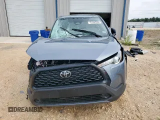 2025 Toyota Corolla Cross L with VIN 7MUAAAAG1SV130393, listed as a Copart auction lot 58823445 with 1,716 mi miles and Clean title. Bid and sale history available at DreamBid. Image 5.