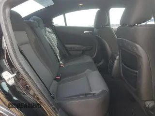 2017 Dodge Charger R/T z VIN 2C3CDXCT3HH560722, wystawiony jako Copart lot #53884515 z przebiegiem 161 905 mil mil oraz Szkoda całkowita • Salvage title. Historia ofert i sprzedaży dostępna na DreamBid. Obrazek 10.