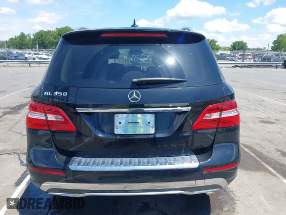 2013 Mercedes-Benz M 350 with VIN 4JGDA5JBXDA110173, listed as a IAAI auction lot 42166176 with 232,012 mi miles and . Bid and sale history available at DreamBid. Image 16.