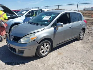 2008 Nissan Versa 1.8 S with VIN 3N1BC13E18L457592, listed as a IAAI auction lot 41816692 with 139,828 mi miles. Bid and sale history available at carsss.com. Image 2.