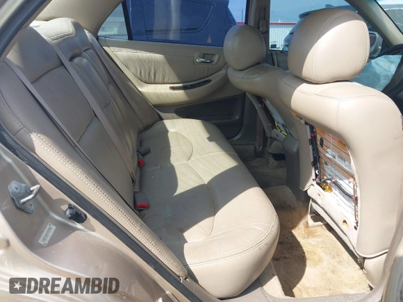 2000 Honda Accord EX with VIN 1HGCG1651YA025062, listed as a IAAI auction lot 42123069 with 221,614 mi miles and . Bid and sale history available at DreamBid. Image 8.