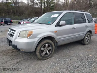 2006 Honda Pilot EX-L with RES with VIN 2HKYF18606H502115, listed as a IAAI auction lot 41872434 with 286,953 mi miles. Bid and sale history available at carsss.com. Image 2.