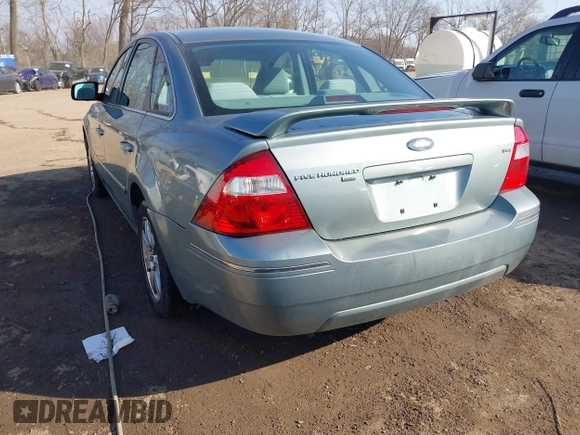 2006 Ford Five Hundred SEL with VIN 1FAFP27196G100488, listed as a IAAI auction lot 41781274 with 170,232 mi miles. Bid and sale history available at carsss.com. Image 3.