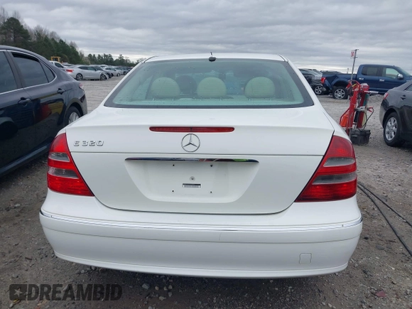 2004 Mercedes-Benz E 320 with VIN WDBUF65J14A578885, listed as a IAAI auction lot 41811682 with 217,672 mi miles and . Bid and sale history available at carsss.com. Image 16.