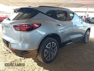 2023 Chevrolet Blazer RS с VIN 3GNKBERSXPS118135, выставлен на аукционе IAAI как лот 42422215 с пробегом 64 268 миль миль и . История ставок и продаж доступна на DreamBid. Изображение 4.