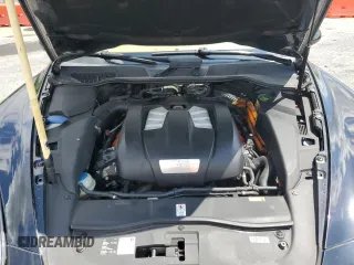 2013 Porsche Cayenne S Hybrid с VIN WP1AE2A2XDLA15786, выставлен на аукционе Copart как лот 56371085 с пробегом 96 322 миль миль и Чистый • Clean title. История ставок и продаж доступна на DreamBid. Изображение 11.