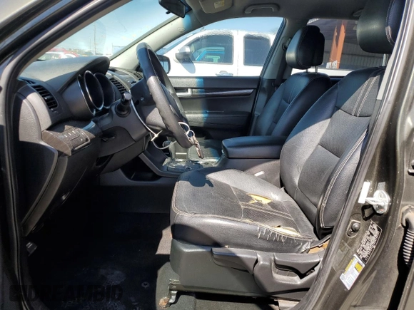 2011 Kia Sorento LX with VIN 5XYKT3A10BG106020, listed as a Copart auction lot 46151355 with 244,140 mi miles and Salvage Title. Bid and sale history available at DreamBid. Image 7.