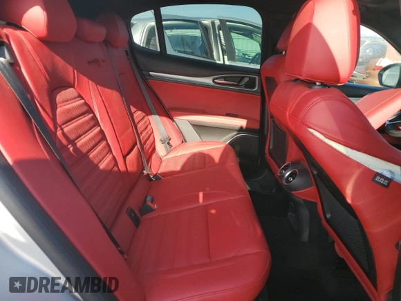 2019 Alfa Romeo Stelvio Ti z VIN ZASPAKBN2K7C40054, wystawiony jako Copart lot #86020774 z przebiegiem 16 135 mil mil oraz Szkody całkowita. Historia ofert i sprzedaży dostępna na DreamBid. Obrazek 11.