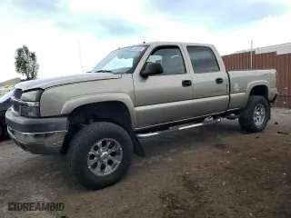 2003 Chevrolet Silverado 2500HD LS with VIN 1GCHK23163F108248, listed as a Copart auction lot 47456155 with 283,402 mi miles and Salvage Title. Bid and sale history available at carsss.com. Image 1.