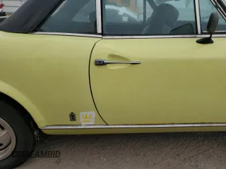 1978 FIAT 124 Spider z VIN 124CS10126825, wystawiony jako Copart lot #75075504 z przebiegiem 94 895 mil mil oraz Szkoda całkowita • Salvage title. Historia ofert i sprzedaży dostępna na DreamBid. Obrazek 12.