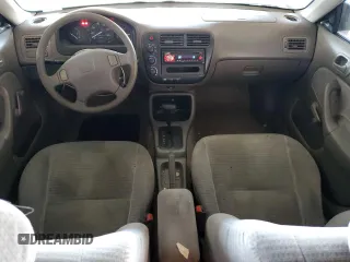 2000 Honda Civic VP z VIN 2HGEJ6612YH559659, wystawiony jako Copart lot #42545185 z przebiegiem 220 343 mil mil oraz Czysty tytuł • Clean title. Historia ofert i sprzedaży dostępna na DreamBid. Obrazek 8.
