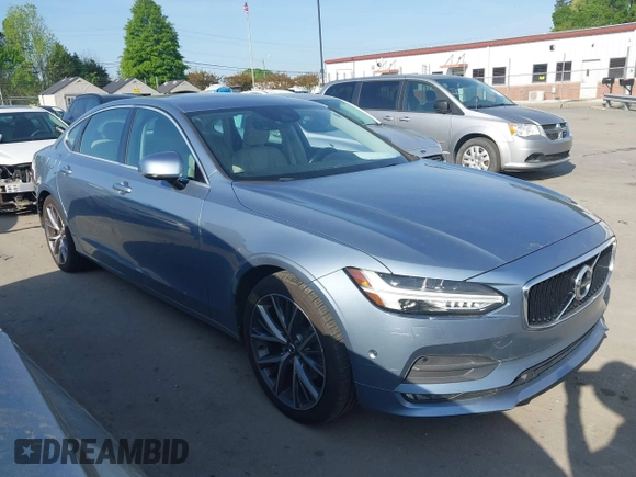 2018 Volvo S90 Momentum z VIN LVY982AK0JP007222, wystawiony jako IAAI lot #42024457 z przebiegiem 134 281 mil mil oraz . Historia ofert i sprzedaży dostępna na DreamBid. Obrazek 13.