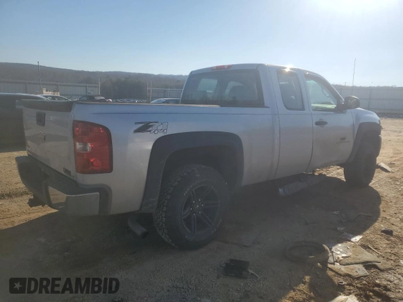 2011 Chevrolet Silverado 1500 Work Truck with VIN 1GCRKPE39BZ207465, listed as a Copart auction lot 88478205 with 192,651 mi miles and Salvage Title. Bid and sale history available at DreamBid. Image 3.