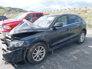 2012 Audi Q5 2.0T Premium Plus with VIN WA1LFAFP7CA121526, listed as a IAAI auction lot 41588598 with 99,831 mi miles. Bid and sale history available at carsss.com. Image 2.