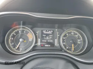 2022 Jeep Cherokee X с VIN 1C4PJMCX8ND529840, выставлен на аукционе Copart как лот 61806905 с пробегом 33 542 миль миль и Списание • Salvage title. История ставок и продаж доступна на DreamBid. Изображение 9.