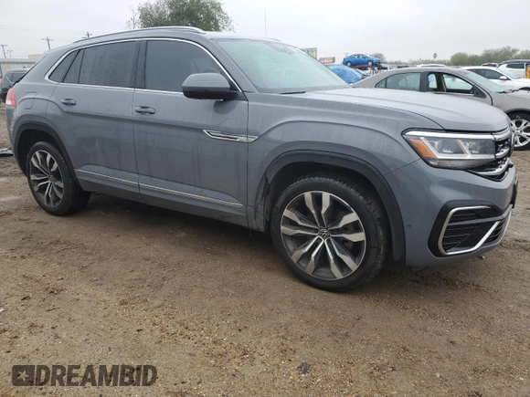 2021 Volkswagen Atlas SEL Premium R-Line with VIN 1V2FE2CA8MC221196, listed as a Copart auction lot 41882335 with 62,418 mi miles and Clean title. Bid and sale history available at DreamBid. Image 4.