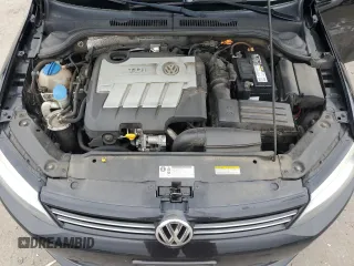 2014 Volkswagen Jetta TDI w/Premium with VIN 3VWLL7AJ0EM307240, listed as a Copart auction lot 59022185 with 104,600 mi miles and Salvage title. Bid and sale history available at DreamBid. Image 11.