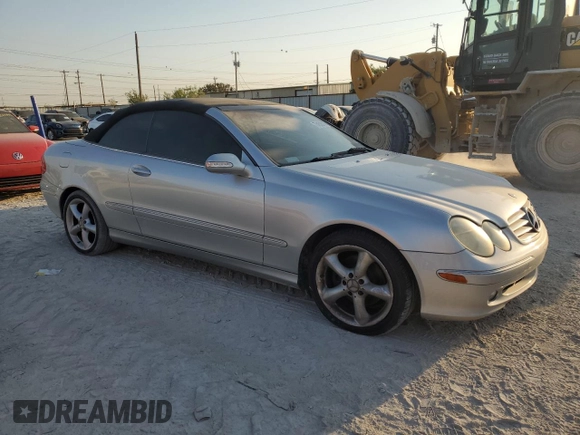 2005 Mercedes-Benz CLK 320 z VIN WDBTK65G15T047512, wystawiony jako Copart lot #75452814 z przebiegiem 131 655 mil mil oraz Czysty tytuł • Clean title. Historia ofert i sprzedaży dostępna na DreamBid. Obrazek 4.