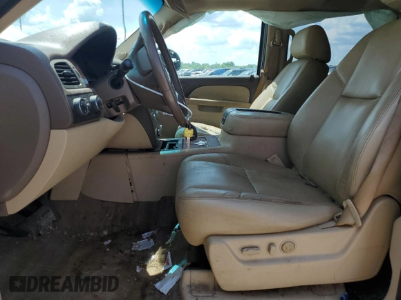 2010 Chevrolet Suburban LTZ with VIN 1GNUKKE33AR172523, listed as a Copart auction lot 54595654 with 228,705 mi miles and Salvage Title. Bid and sale history available at carsss.com. Image 7.