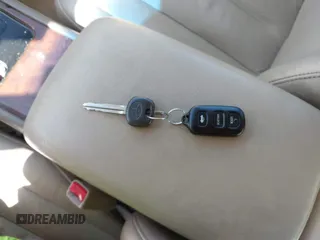 2001 Toyota Avalon XL z VIN 4T1BF28B41U178086, wystawiony jako IAAI lot #42253446 z przebiegiem 249 390 mil mil oraz . Historia ofert i sprzedaży dostępna na DreamBid. Obrazek 11.