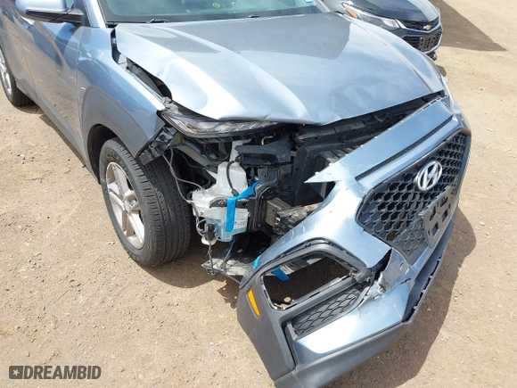 2019 Hyundai Kona SE with VIN KM8K1CAAXKU249380, listed as a IAAI auction lot 42092163 with 71,212 mi miles. Bid and sale history available at carsss.com. Image 6.