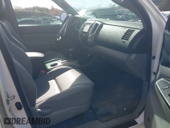 2015 Toyota Tacoma with VIN 3TMLU4EN5FM188601, listed as a IAAI auction lot 41883555 with 143,904 mi miles and . Bid and sale history available at DreamBid. Image 5.