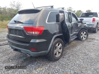 2011 Jeep Grand Cherokee Laredo z VIN 1J4RR4GG2BC737140, wystawiony jako IAAI lot #41217587 z przebiegiem Nie podano mil oraz . Historia ofert i sprzedaży dostępna na DreamBid. Obrazek 4.