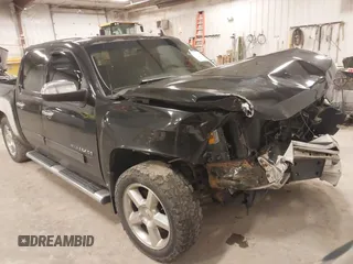 2012 Chevrolet Silverado 1500 LT with VIN 3GCPKSE77CG259983, listed as a IAAI auction lot 41934129 with 295,452 mi miles and . Bid and sale history available at DreamBid. Image 1.