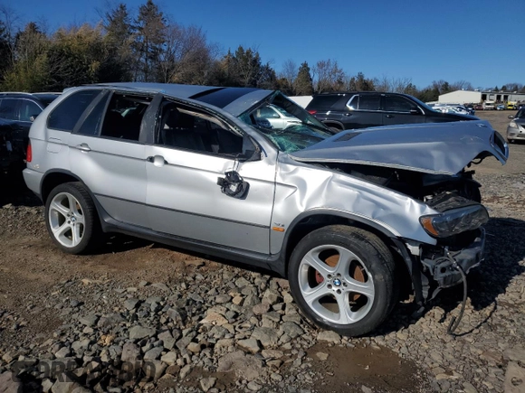 2002 BMW X5 3.0i with VIN 5UXFA53532LV73177, listed as a Copart auction lot 49886715 with 273,844 mi miles and Salvage Title. Bid and sale history available at carsss.com. Image 4.