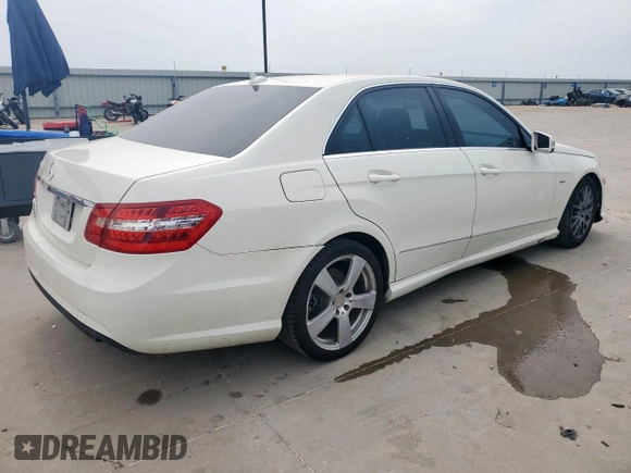 2012 Mercedes-Benz E 350 Luxury с VIN WDDHF5KB5CA593453, выставлен на аукционе Copart как лот 56346385 с пробегом 174 023 миль миль и Списание • Salvage title. История ставок и продаж доступна на DreamBid. Изображение 3.