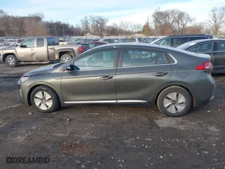 2022 Hyundai Ioniq Hybrid SE with VIN KMHC75LC6NU275962, listed as a IAAI auction lot 41297650 with 28,274 mi miles. Bid and sale history available at carsss.com. Image 13.