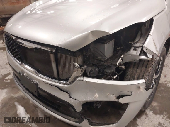 2016 Kia Sorento EX with VIN 5XYPHDA11GG010465, listed as a IAAI auction lot 41591322 with 73,814 mi miles and . Bid and sale history available at DreamBid. Image 6.